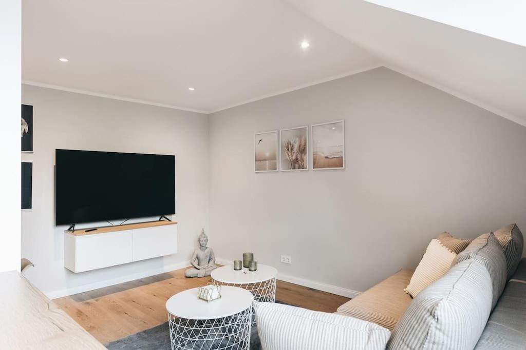 Tip! Toplage In Dresden! Moderne 100 Qm Ferienwohnung Fuer Familien Und Kleine Gruppen Εξωτερικό φωτογραφία