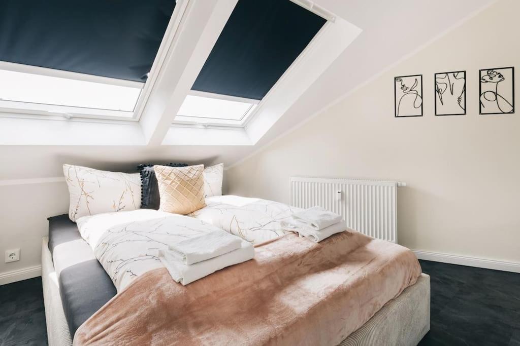 Tip! Toplage In Dresden! Moderne 100 Qm Ferienwohnung Fuer Familien Und Kleine Gruppen Εξωτερικό φωτογραφία