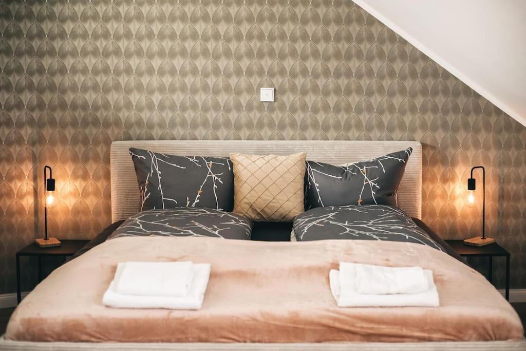 Tip! Toplage In Dresden! Moderne 100 Qm Ferienwohnung Fuer Familien Und Kleine Gruppen Εξωτερικό φωτογραφία